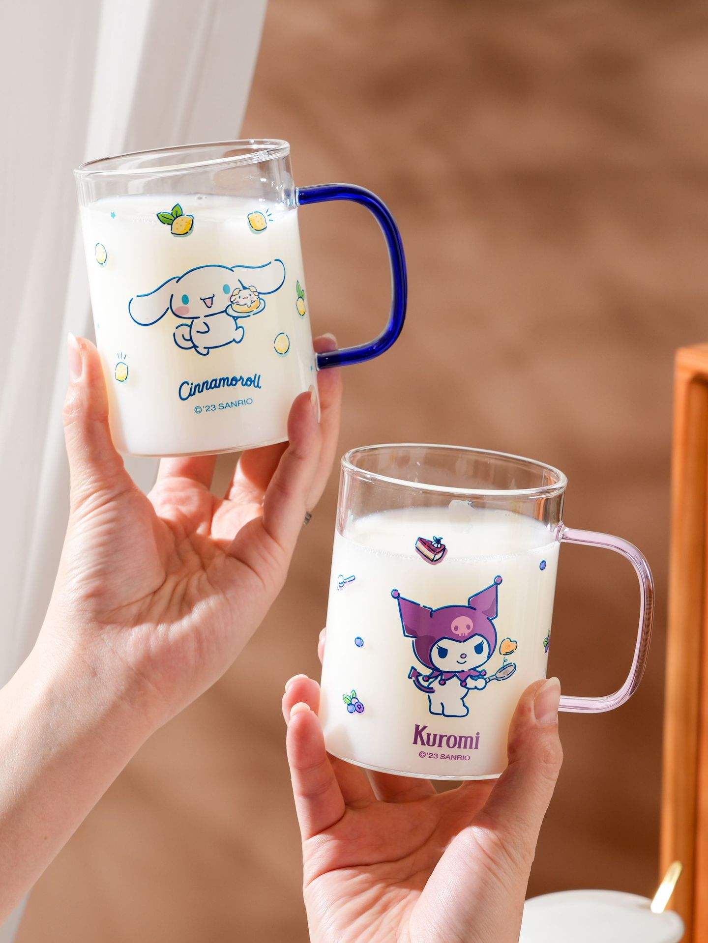 卡通玻璃杯:生活的詩(shī)意享受_水具酒具