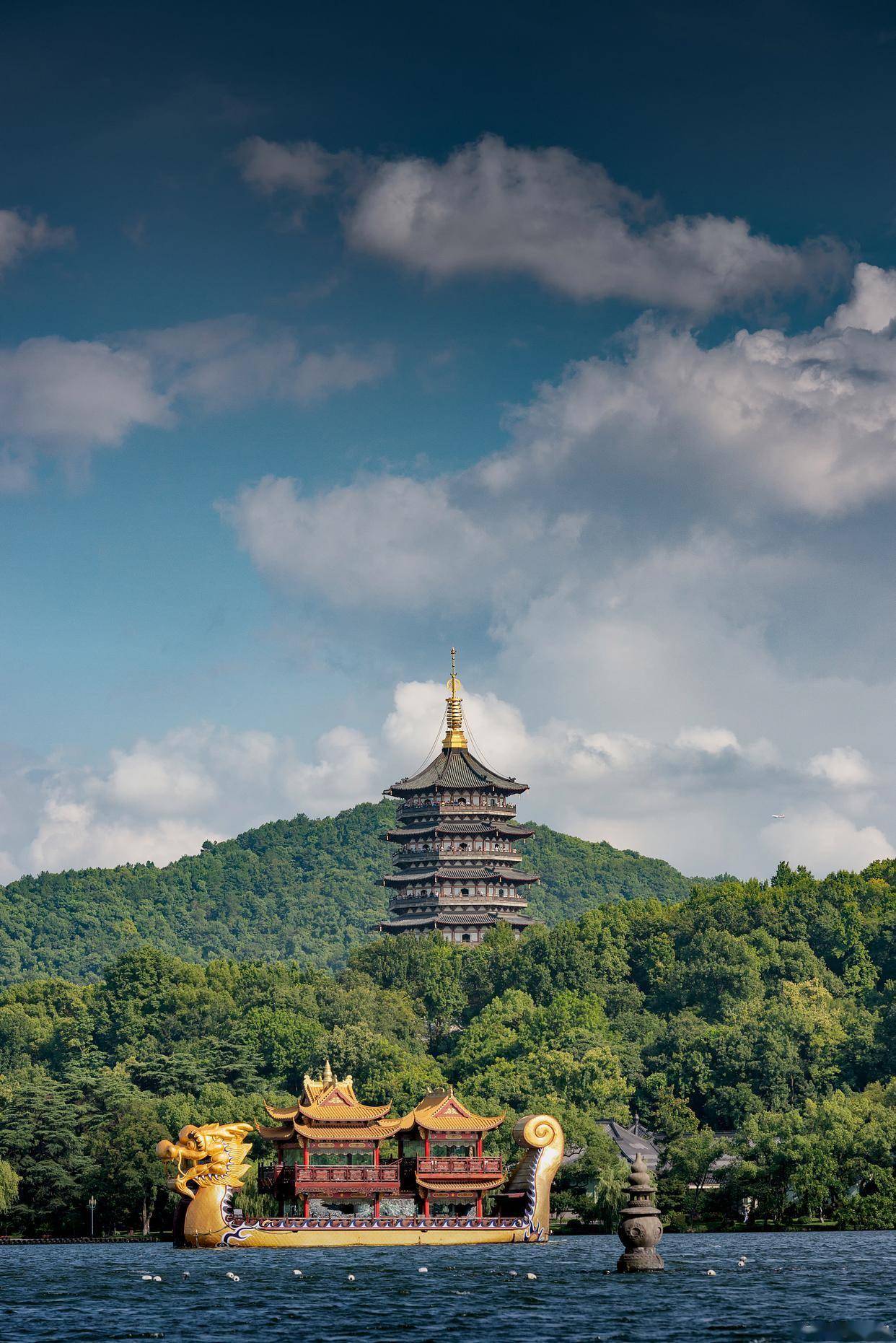 杭州雷峰塔旅游攻略_國內(nèi)門票與活動(dòng)