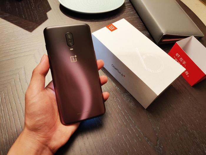 一加6T系統(tǒng)精簡流暢,但也功能欠缺嚴重。頭條