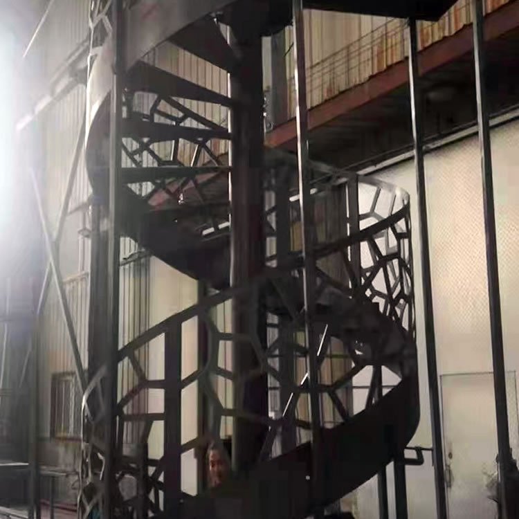 我想問(wèn)問(wèn)碳鋼樓梯立柱會(huì)生銹嗎_建筑構(gòu)件