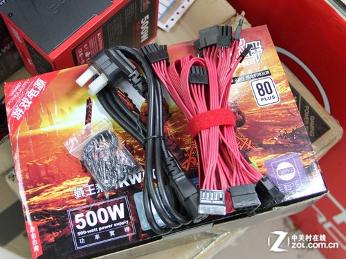 92%優秀效率游戲伙伴500W金牌電源評測