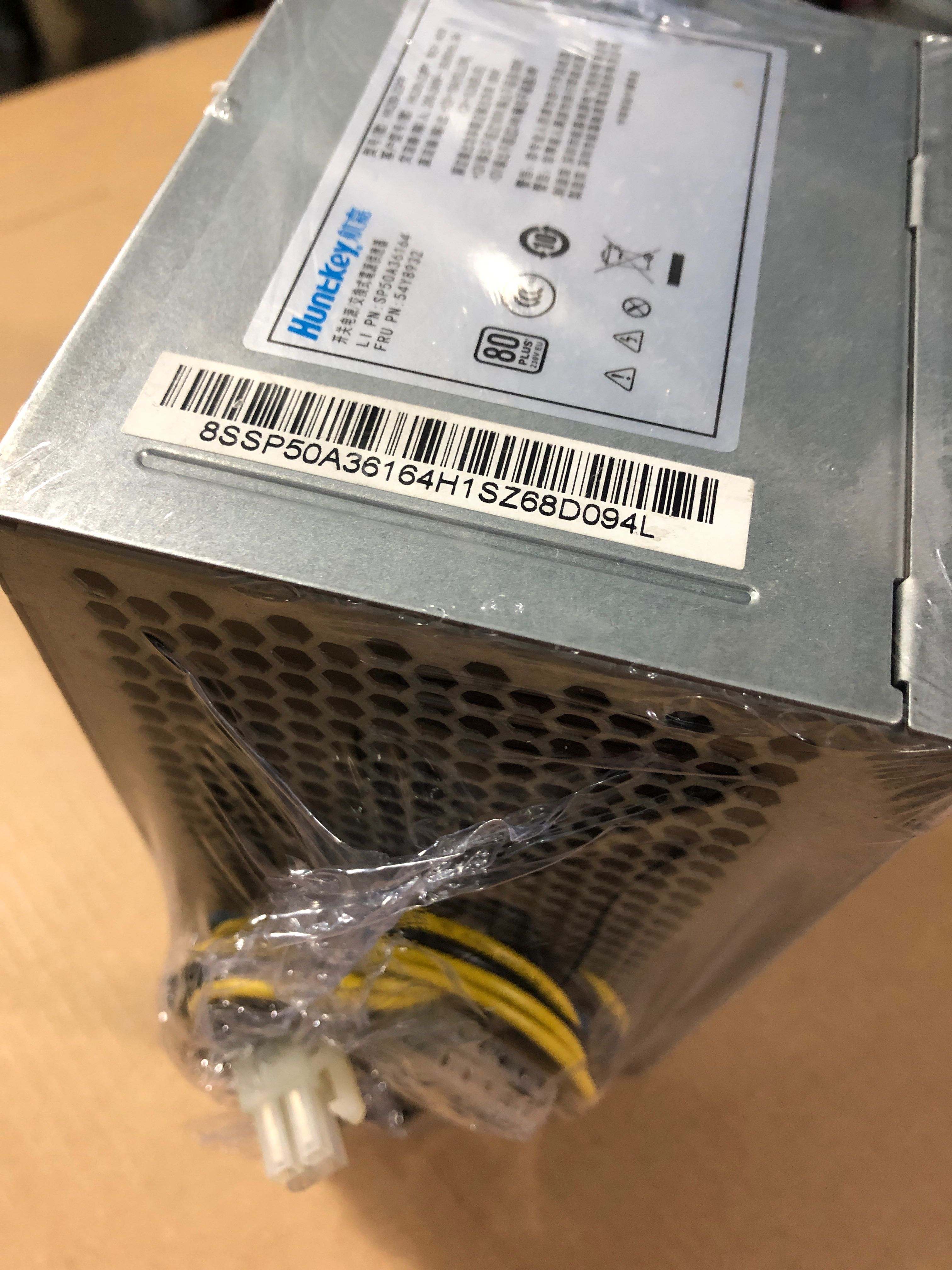 口位于底部USB3.0助陣黑暗堡壘_機箱電源評測